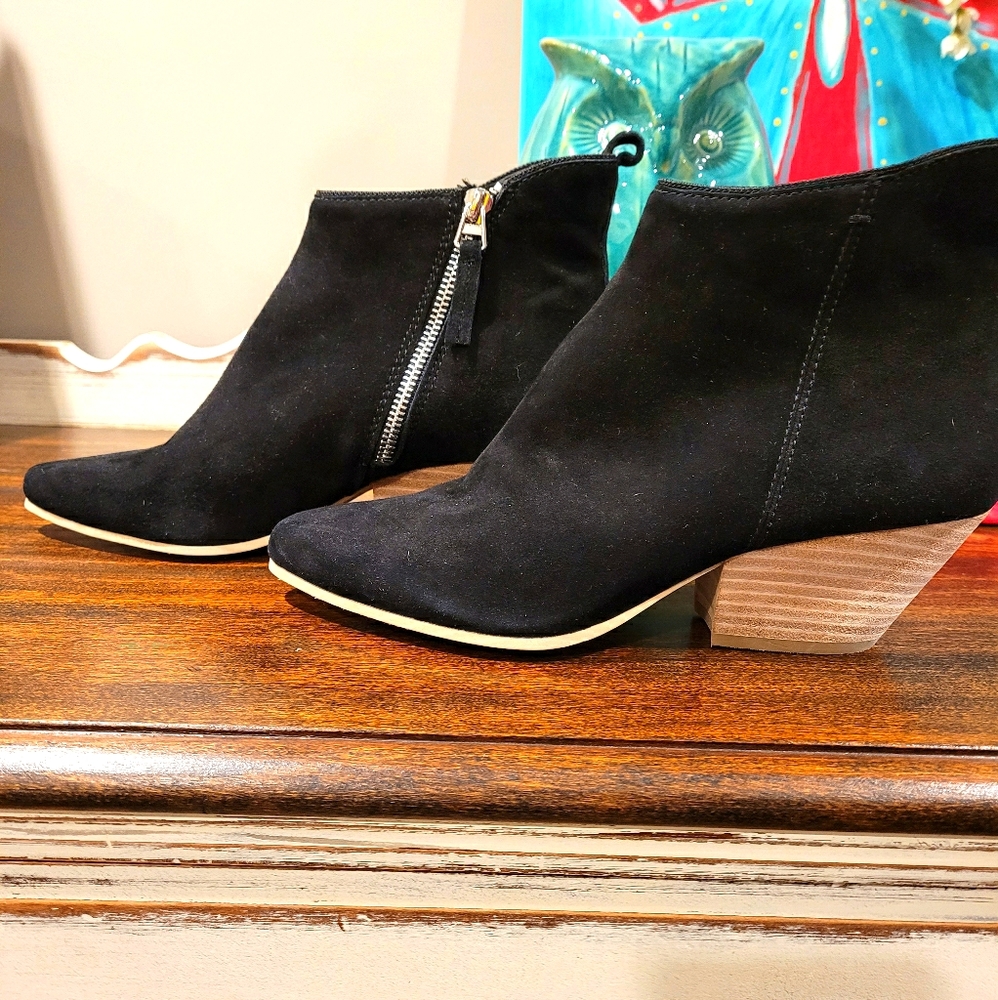 Dolce Vita Black Booties, Size 8.5